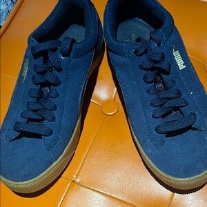Puma Blue Athletic Shoes Suede Low-Top Design
